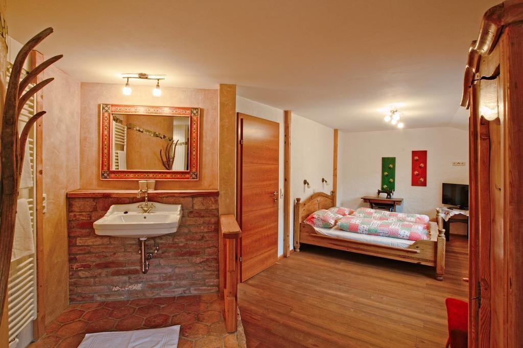 Ortnerhof Ennstal Bed & Breakfast Aigen im Ennstal Ruang foto